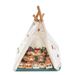 Tribu De Indios Con Tipi